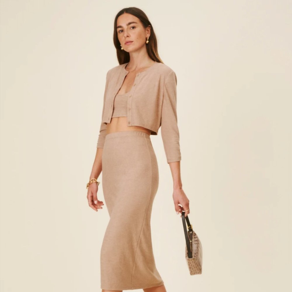 GORGEOUS Reformation Cropped Sweater Top